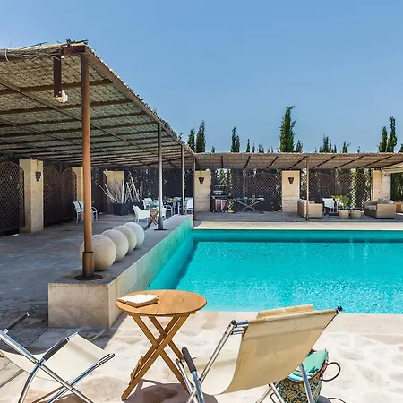 Villa By G Cas Comte *
